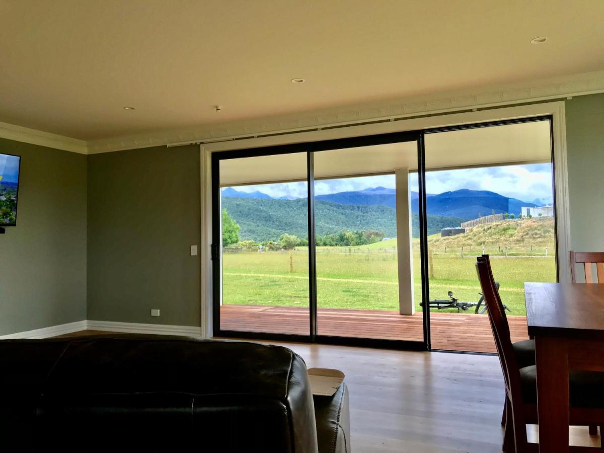 Kepler Oaks Chalet Te Anau Bagian luar foto
