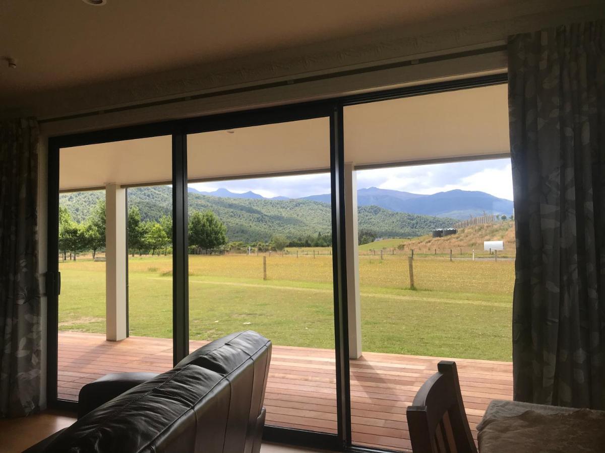 Kepler Oaks Chalet Te Anau Bagian luar foto