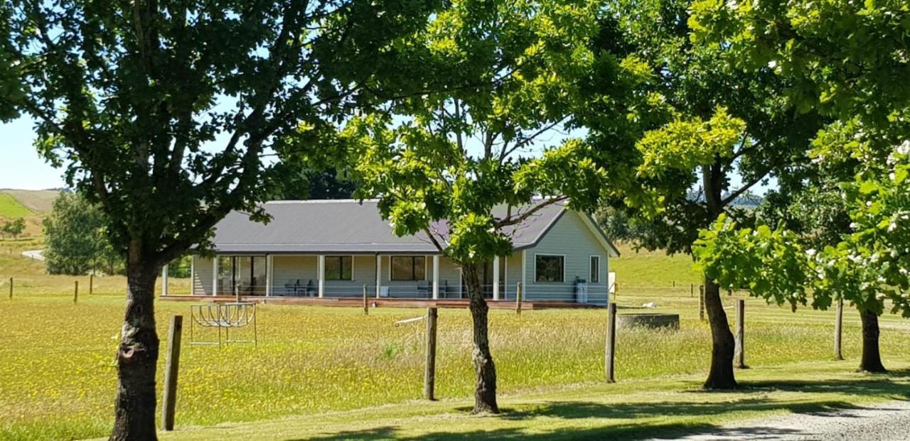 Kepler Oaks Chalet Te Anau Bagian luar foto