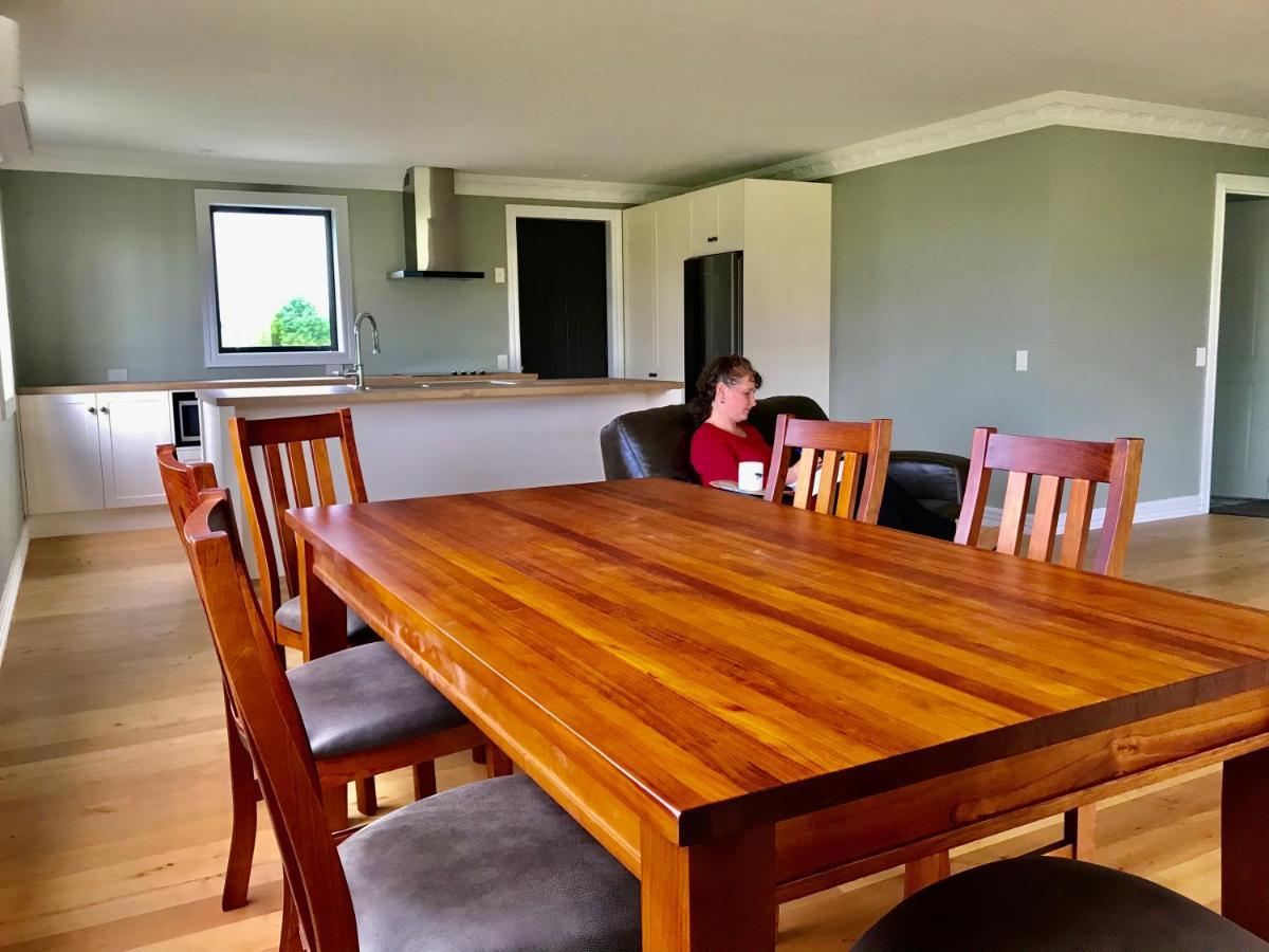 Kepler Oaks Chalet Te Anau Bagian luar foto