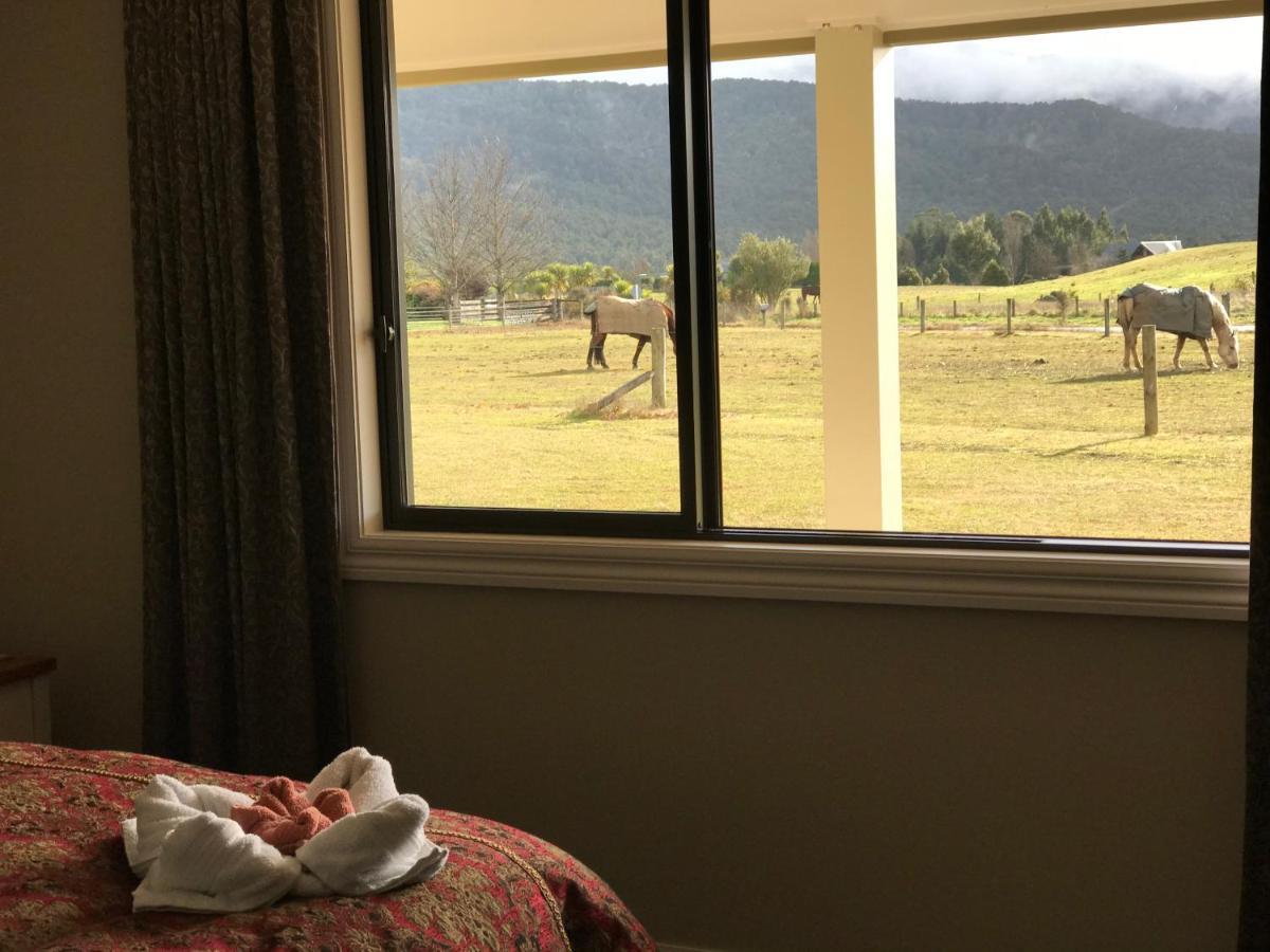 Kepler Oaks Chalet Te Anau Bagian luar foto