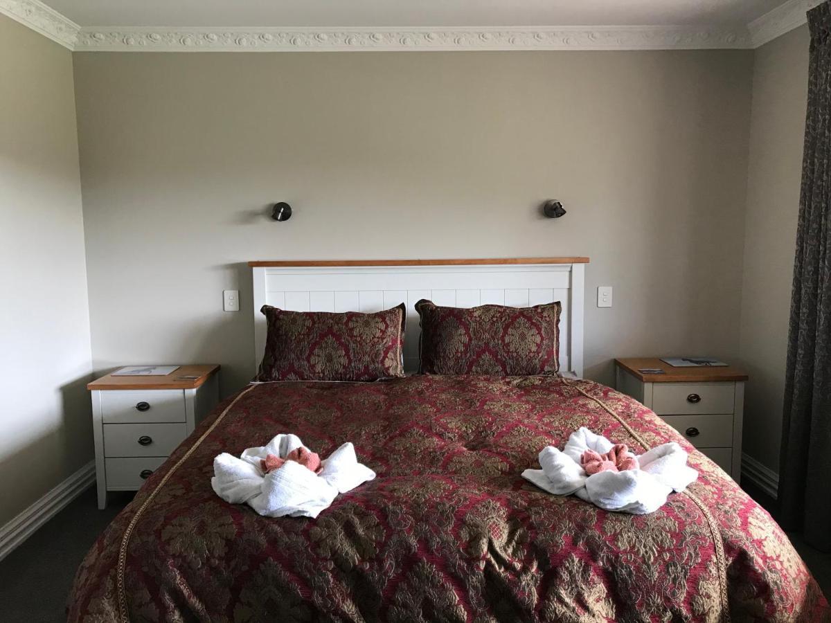 Kepler Oaks Chalet Te Anau Bagian luar foto