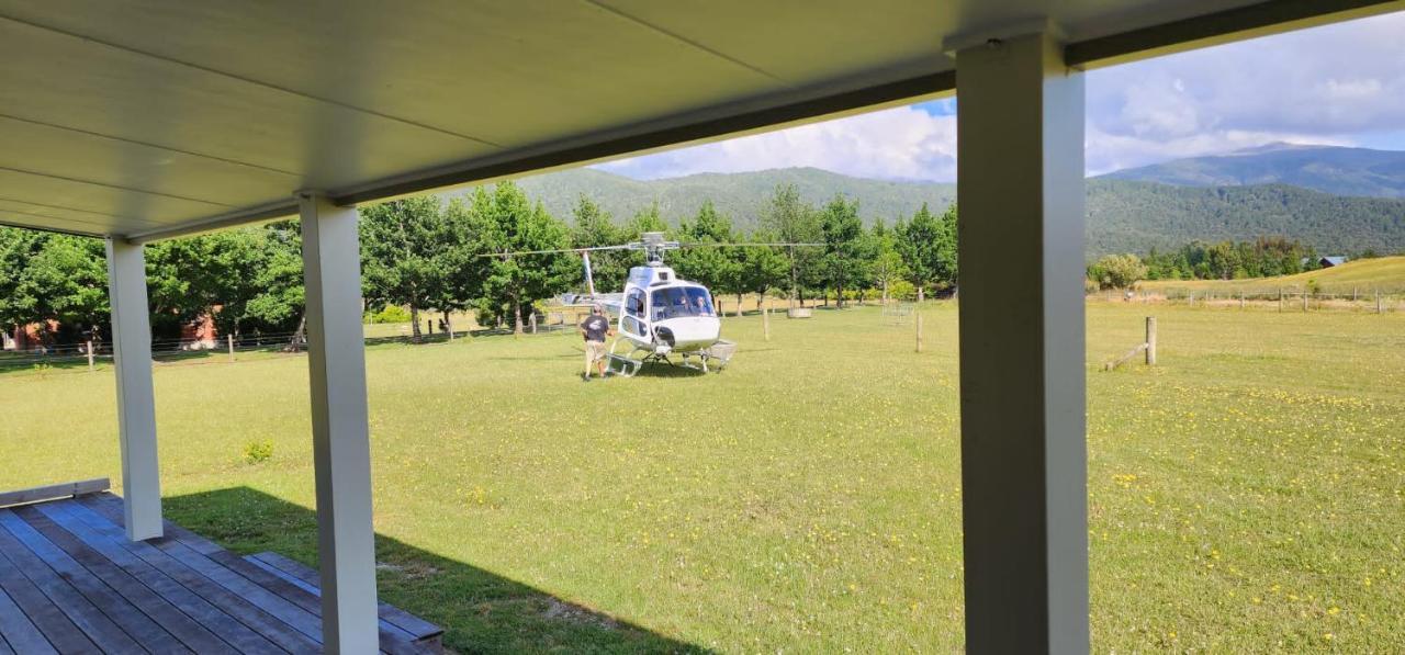 Kepler Oaks Chalet Te Anau Bagian luar foto