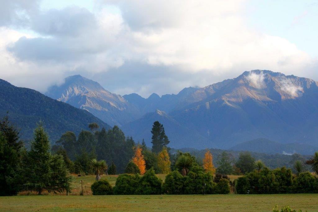 Kepler Oaks Chalet Te Anau Bagian luar foto