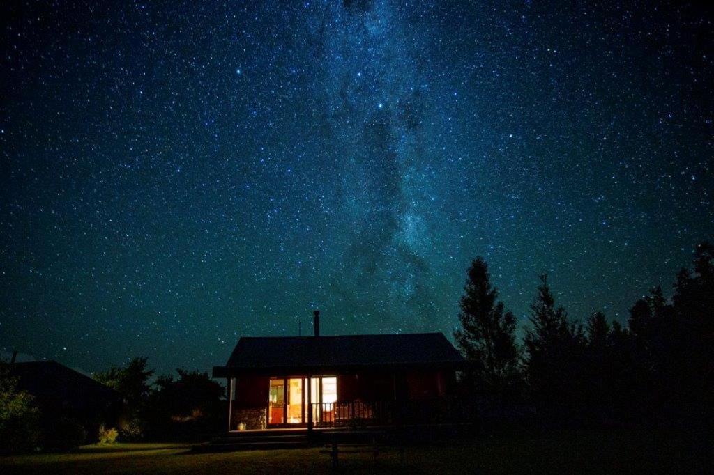 Kepler Oaks Chalet Te Anau Bagian luar foto